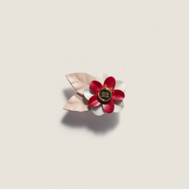 Miu Miu Leather floral brooch - Red/White Miu Miu Leather floral brooch - Red/White